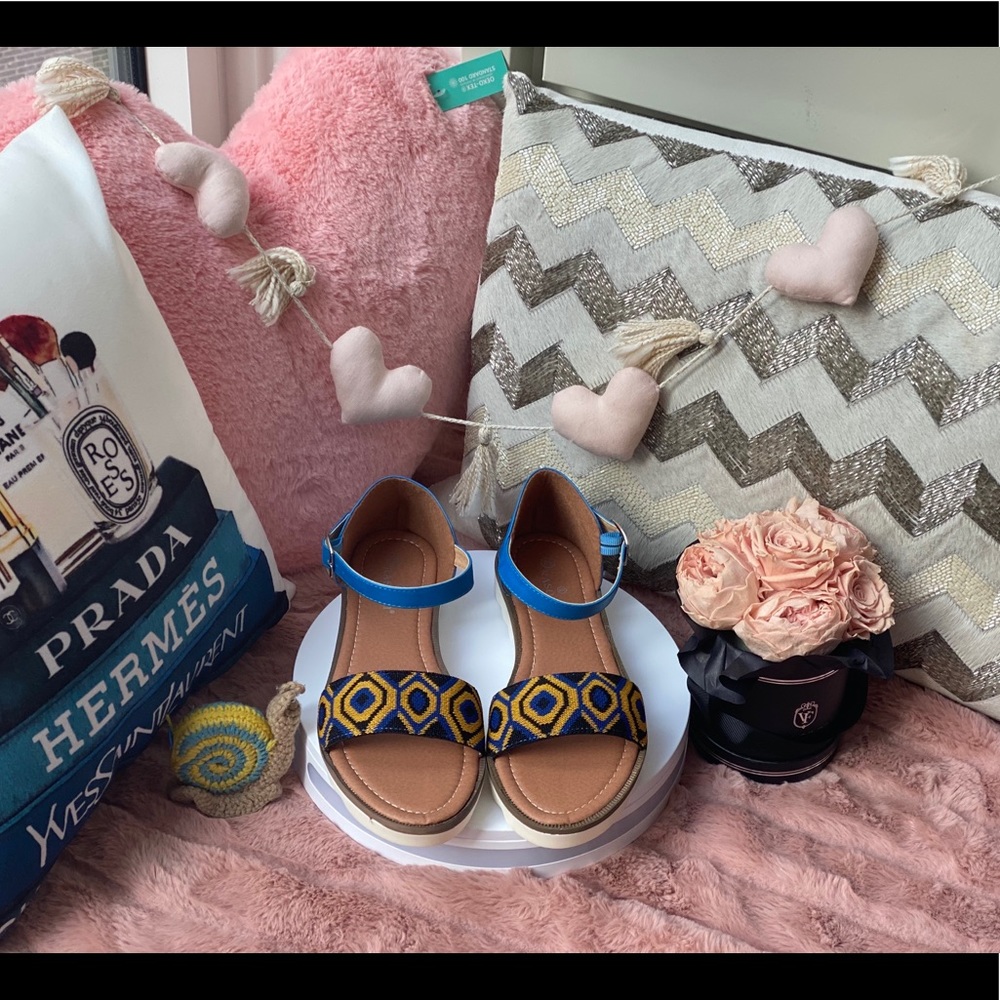 Fun sandals